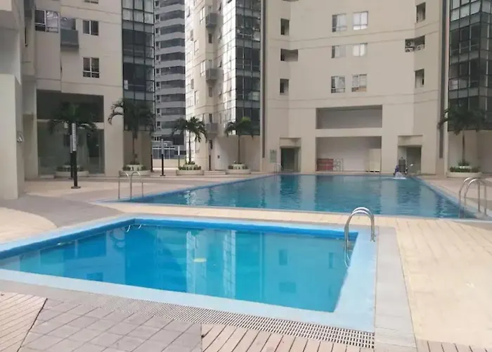 The Traveler'S Nook Bgc Taguig