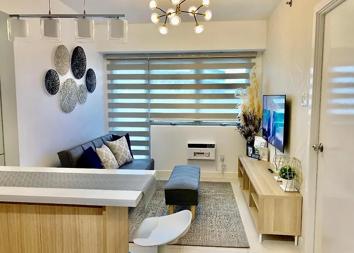 Casa Alba @ The Residences At Commonwealth By Century