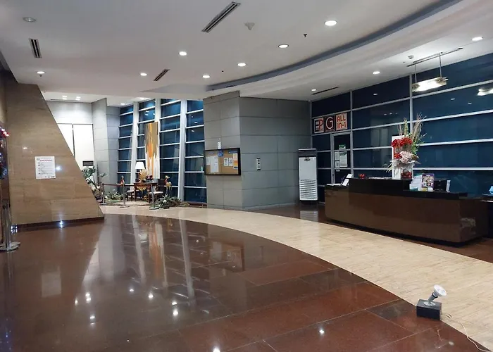 Manila Bay Front Delux Pearl Of The Orient