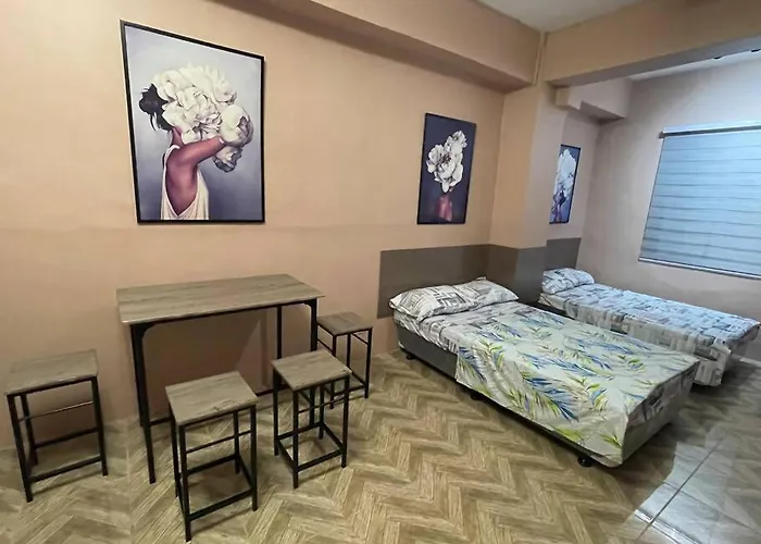 Cozy Hotel Europe Xl Inspired Fibernet Games Netflix+Cable