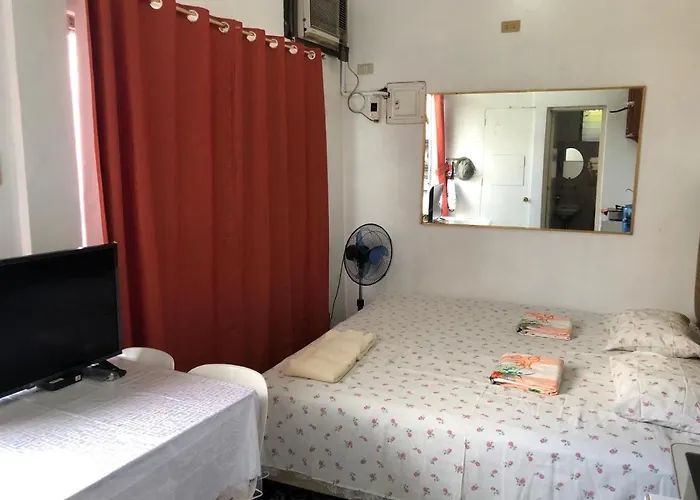 The Mansion - 2 Pax Solo Budget Room Near Airport Terminal