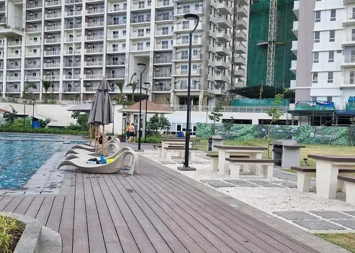 A Cozy 2 Bedroom Condo In Metro