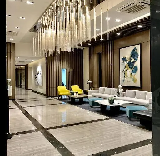 Uptown Parksuites Tower 2