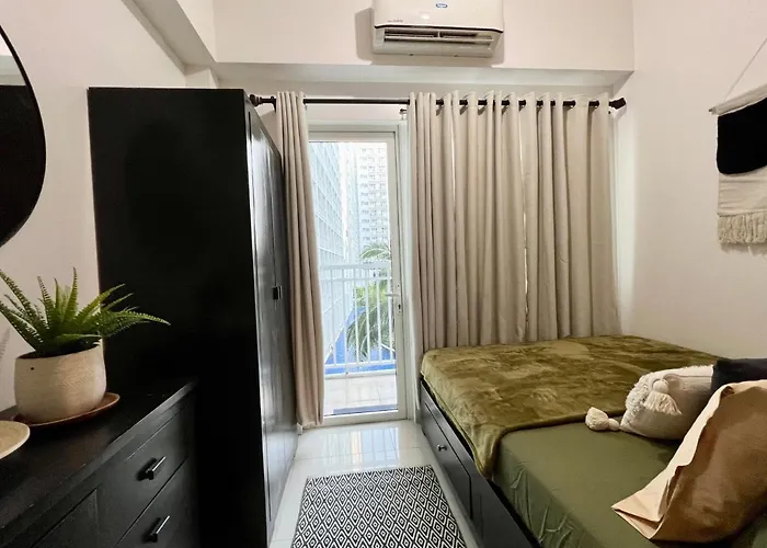 Cozy Staycation Near Moa & Airport