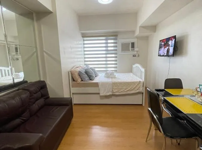 Condo Near Up-Pgh, St. Lukes Medical Center And U.S Embassy In Ermita Manila