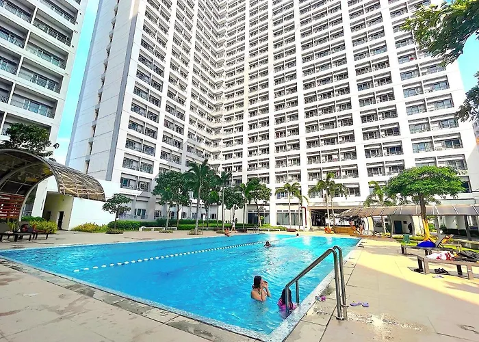 Sunset View W/ King Bednwi-Fi At Grace Res, Taguig