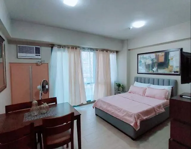 Two Palm Tree Villas Newport 1 Pasay