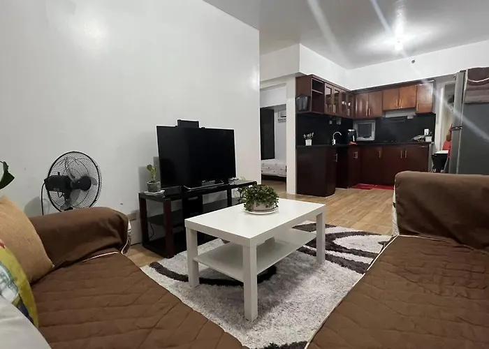 Convenient 2-Bedroom Condo Unit In The Metro