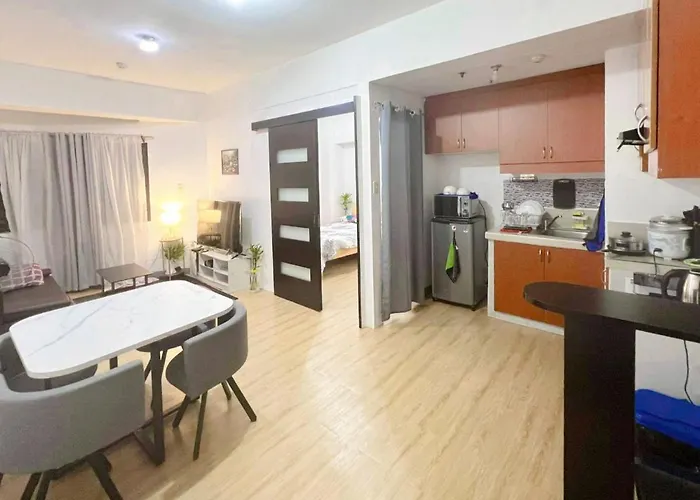 One Bedroom Condo Unit In Eastwood Libis . Fast Free Wifi /Netflix
