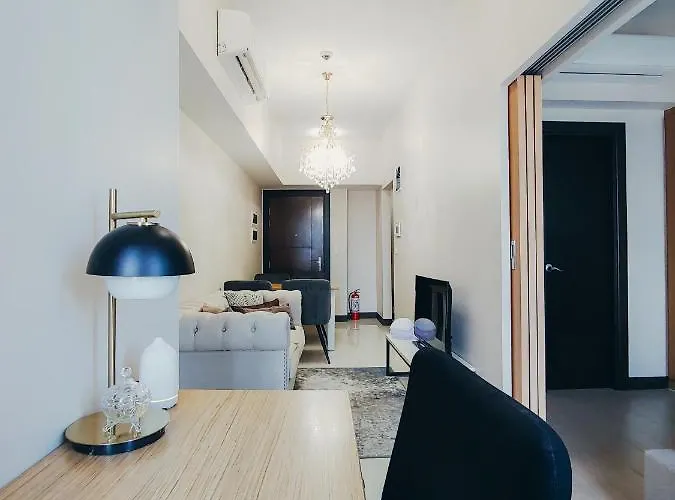 Perfect For Working, Quiet & Relaxing At Uptown Bgc