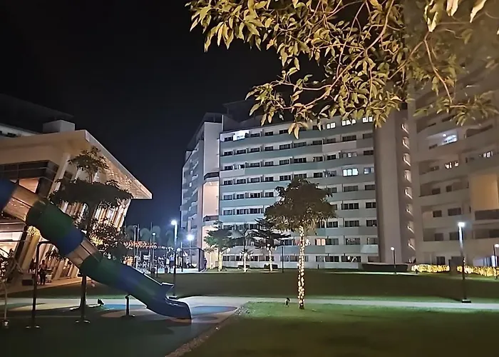 Private Condo W/ Balcony Near Batasan, Ateneo, Up, Diliman, The Residences At Commonwealth