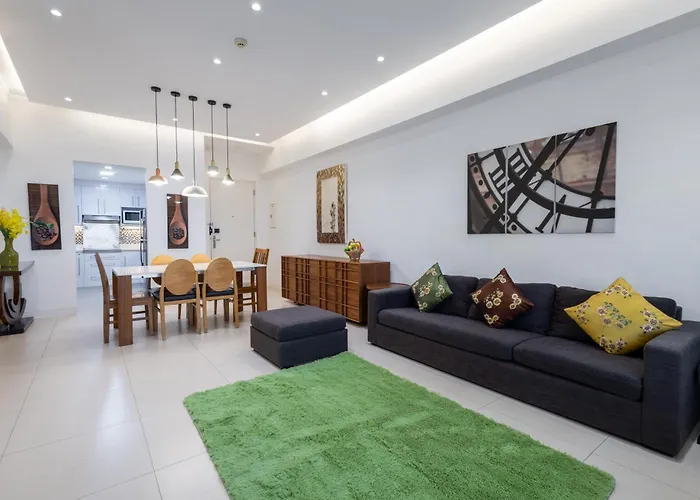 New 2Br Of 86Sqm With Parking & Netflix In Bgc