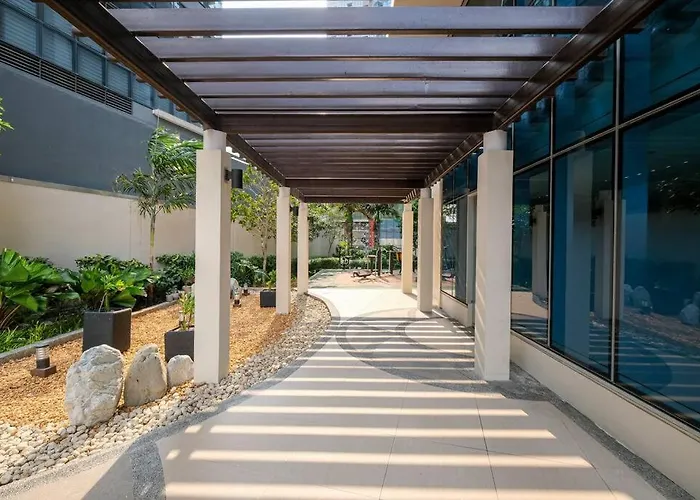 1 Bedroom With Balcony In Uptown Bgc