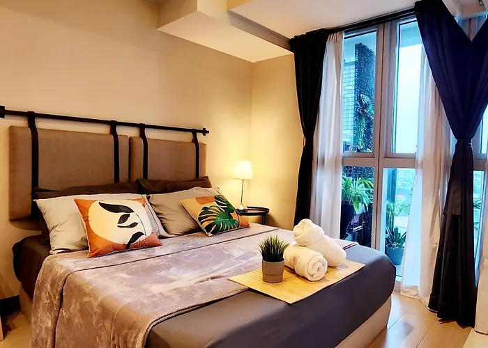 Spacious Cozy Unit Steps Away From Major Malls With Washer Dryer For Family, Long Stay And Wfh