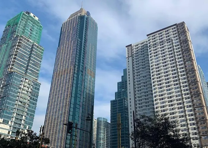 California Themed Condo In Bgc