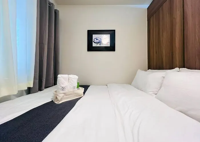 Citispace 1BR Condotel Suite at FAME Residences #FM28A