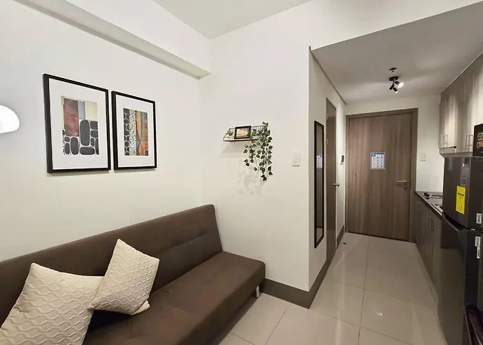 Citispace 1BR Condotel Suite at FAME Residences #FM21A
