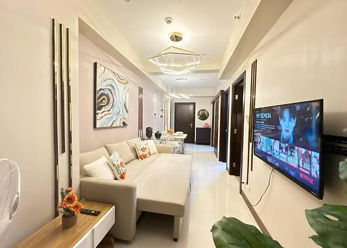 Executive Stay With Balcony & Malls At Uptown Bgc