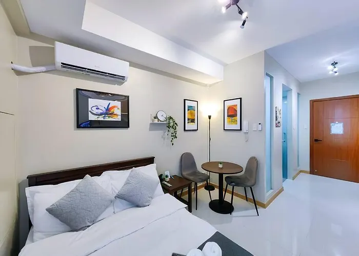 Citispace 1Br Condotel Suite At Sunshine100 City Plaza #Ss07A