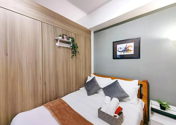 Citispace 1BR Condotel Suite at FAME Residences #FM11A