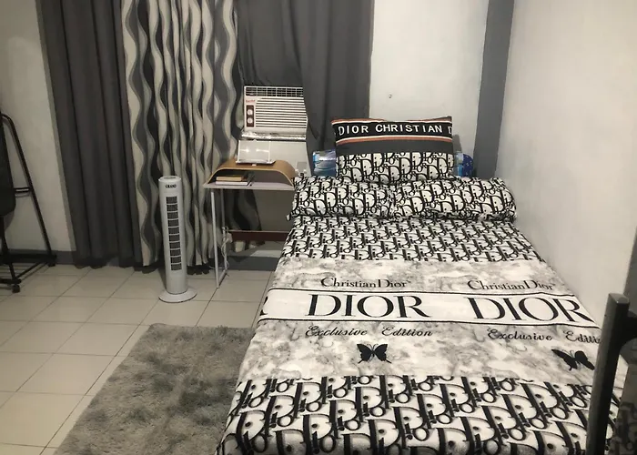 Johnfonz Building Cozy Room