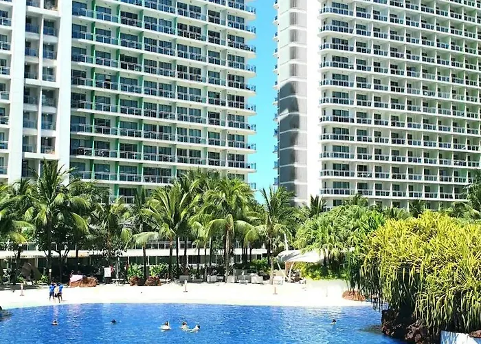 Azure Urban Residences By V'Staycation