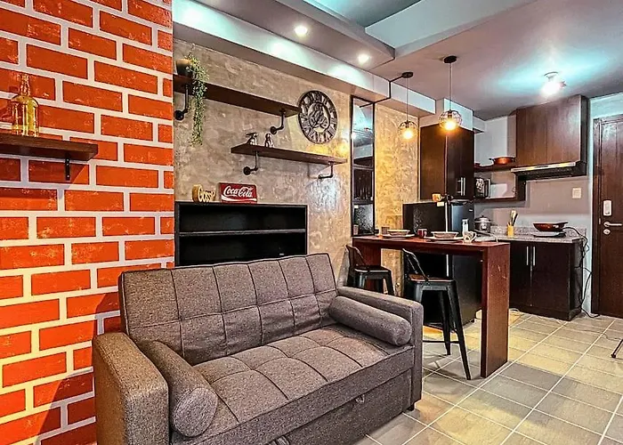 Comfy And Cozy Retreat In Manila With A Stunning View