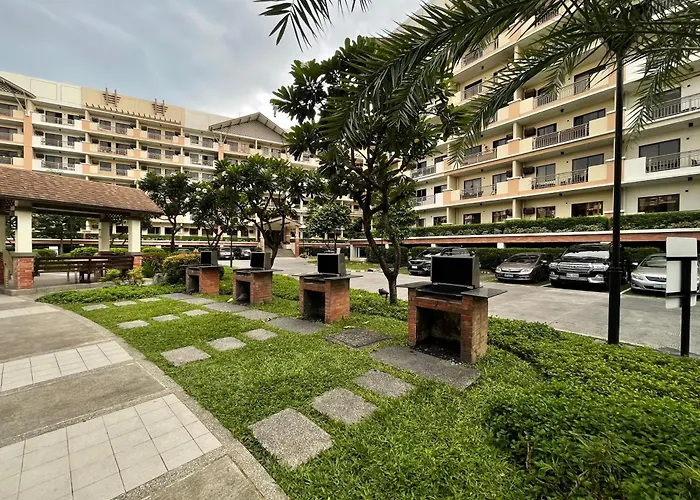 2Bhk With Balcony Fully Furnished-70Sqm Condo Pasig