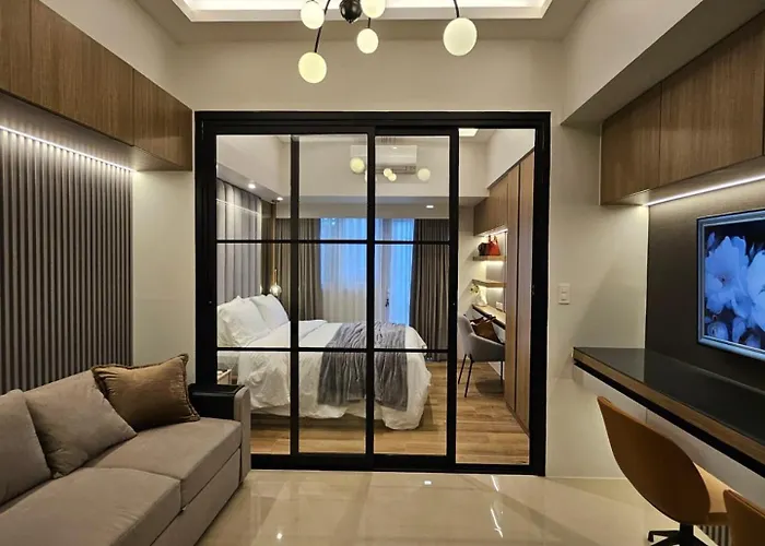 Luxury Apartment At Park Mckinley West Two Units