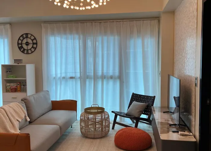 1Brfacing Manilabay Sunsetnear Okada Solaire 1Park