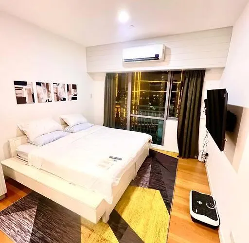 Rockwell View Acqua Iguazu Tower 17Th Flr Mandaluyong-Makati 1Br
