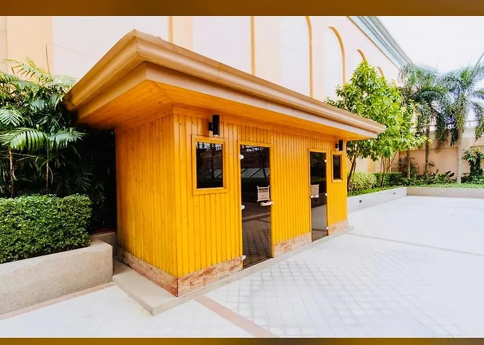 Venetian Haven Bgc Venice Grand Canal Apart Ment, 3 Bedrooms, 1 Helpers Room,For Max 7 Guests (Adults Only)