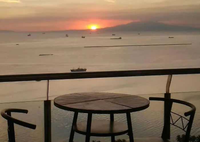 Amazing Views From The 37Th In Manila Bay