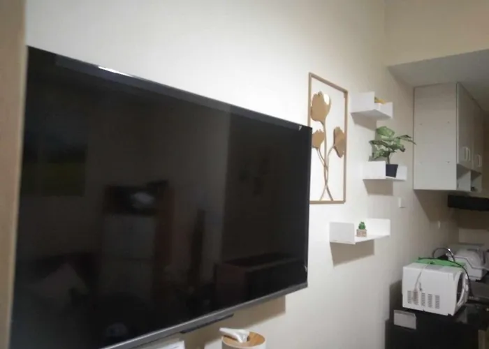 Mezza II Residences Condotel by Czarynah's Crib