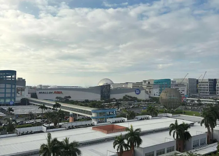 Flores Place At Sea Residences Moa
