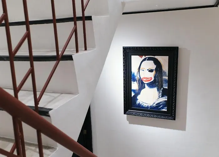 The Kin House - Poblacion Botique Hotel