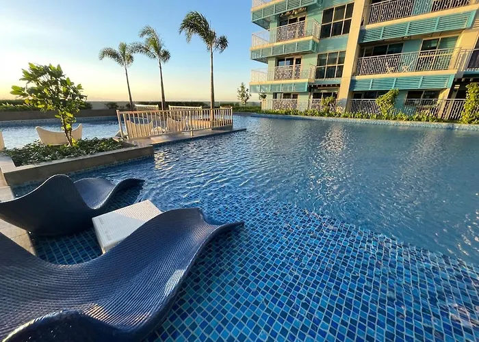 Stunning 2Br Across Okada Manila With Sunset View