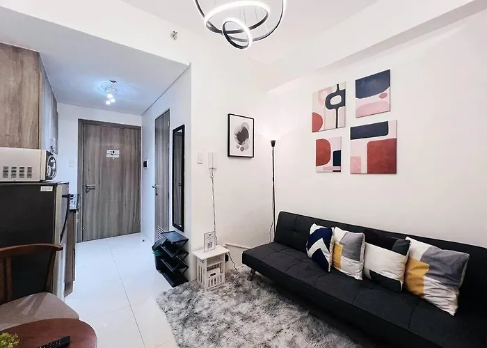1-Bedroom With Balcony