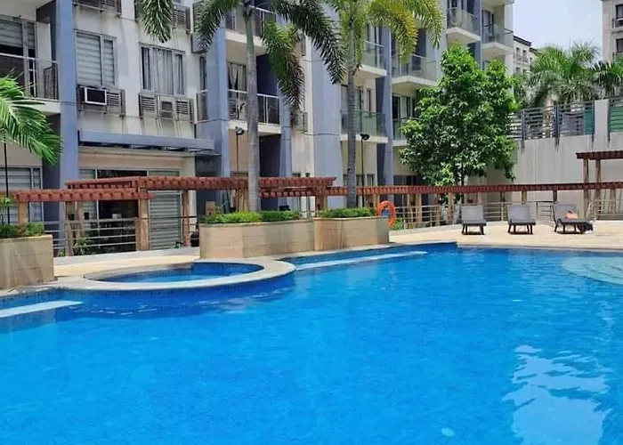 One Palm Tree Villas Near Naia Terminal 3