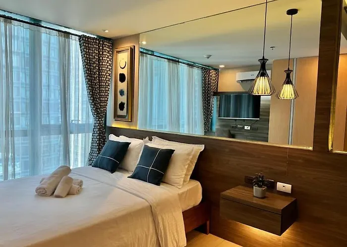 Comfy 1Br At Uptown Bgc