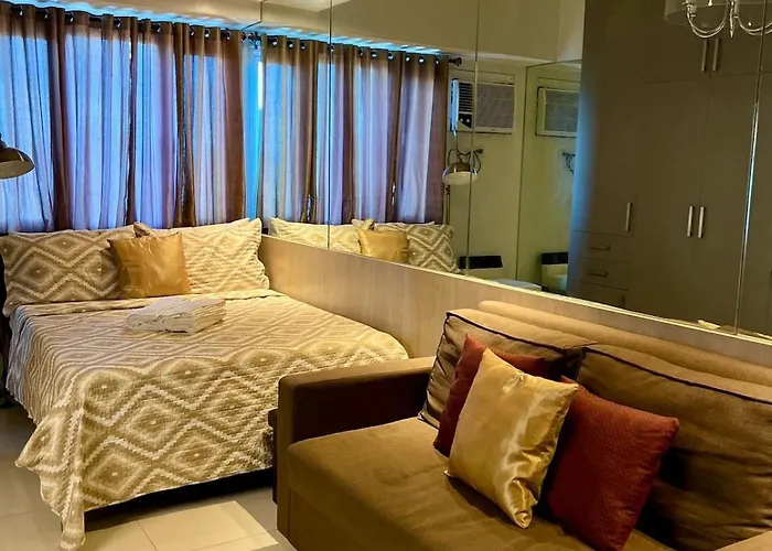 Modern Comfort Living! Netflix Ready