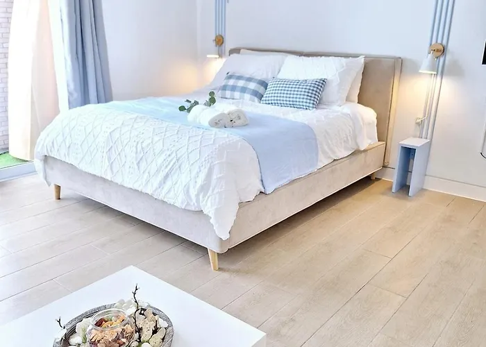 Luxury Coastal Suite, Grand Canal View