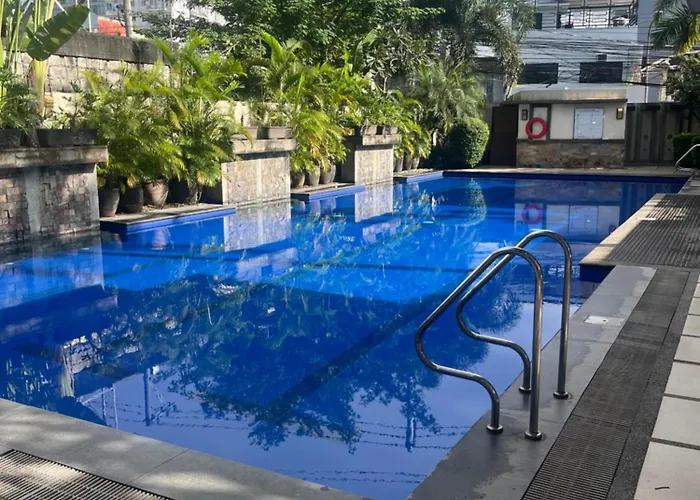 Accolade Place 216
