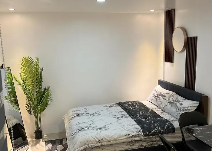 Cozy Studio Near Moa, Airport & Star City, Pasay