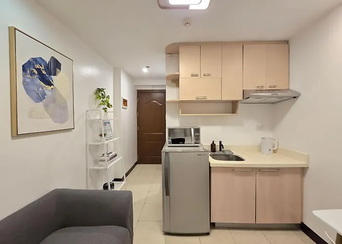 Citispace 1Br Condotel Suite At Ridgewood Towers Near Bgc Airport #Rw13A