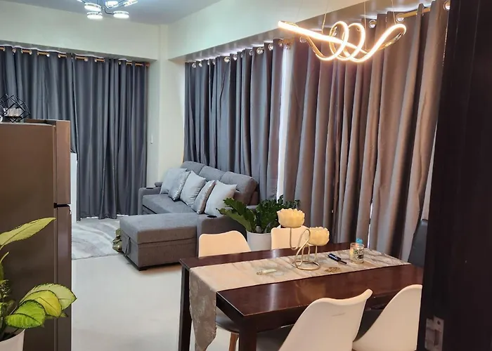 One Palm Tree Villas , New Port across NAIA 3