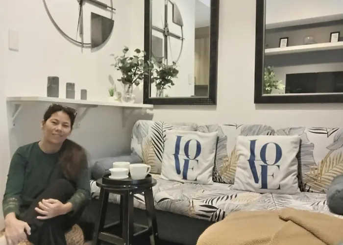 Cozy New 1Br Fame Residences Condo With Balcony