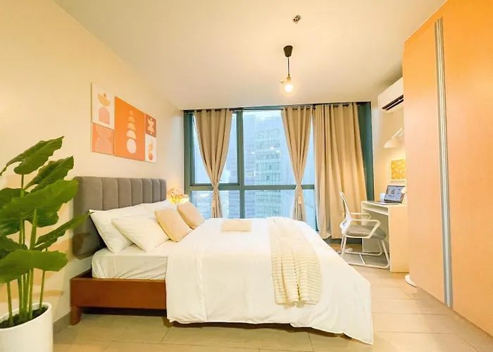 Prime Bgc Condo: Uptown Mall & Hyatt #Ournw21N