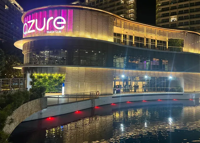 Azure Urban Resort Residences, Condo, Manila Airport, Wave-Pool, Tropical Vibe