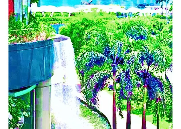 The Promenade Suites - Sm North Grass Residences Qc Mla